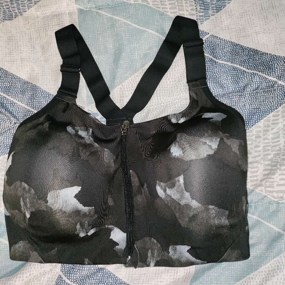 Sports bra